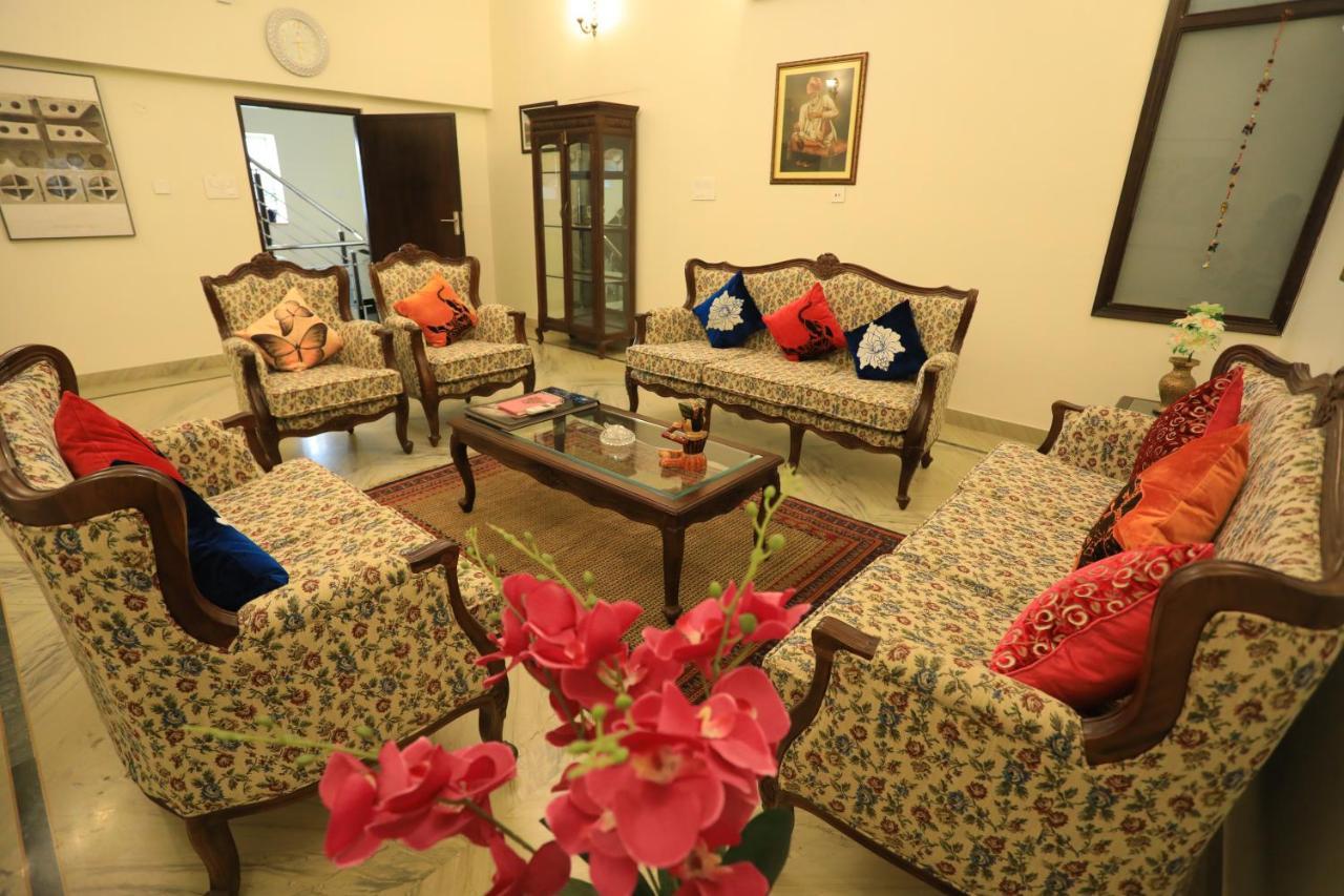 Harnava Haveli By Vista Rooms ชัยปุระ ภายนอก รูปภาพ